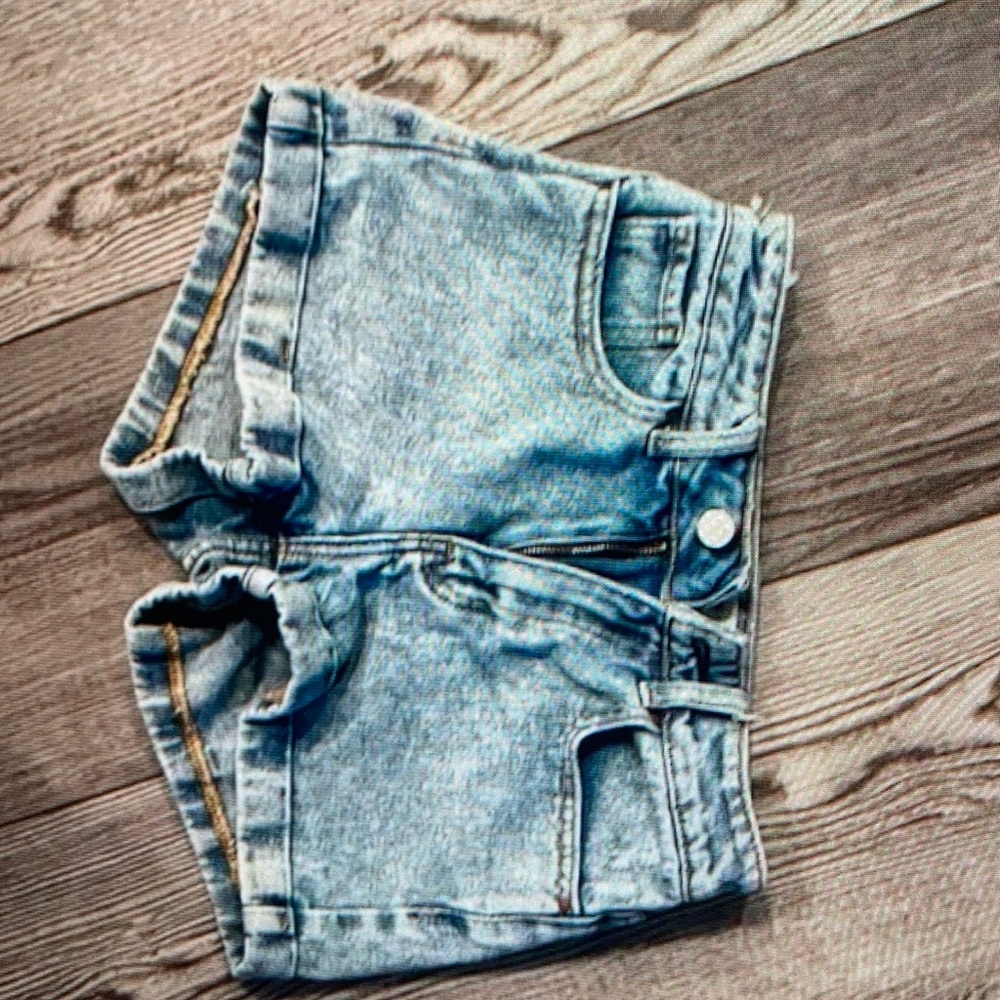 Girls Pacsun jean shorts